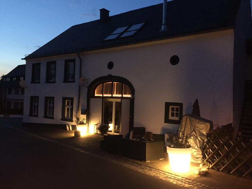 Altes Pfarrhaus Hunolstein Villa Exterior foto